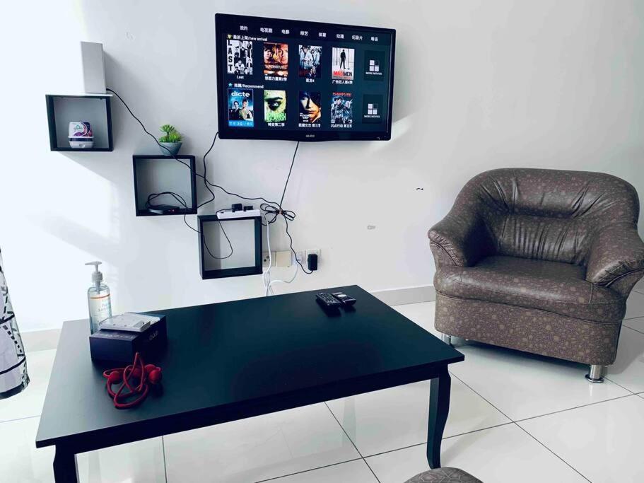 Stay@ Kiara Plaza Kajang/Semenyih Free Wifi/Car Park Buitenkant foto