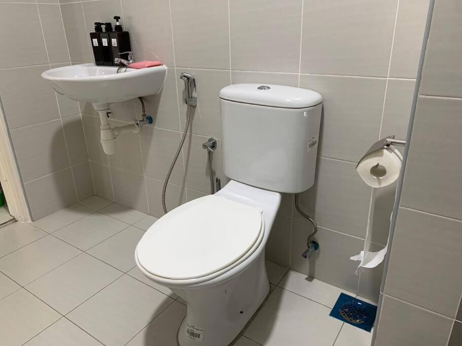Stay@ Kiara Plaza Kajang/Semenyih Free Wifi/Car Park Buitenkant foto