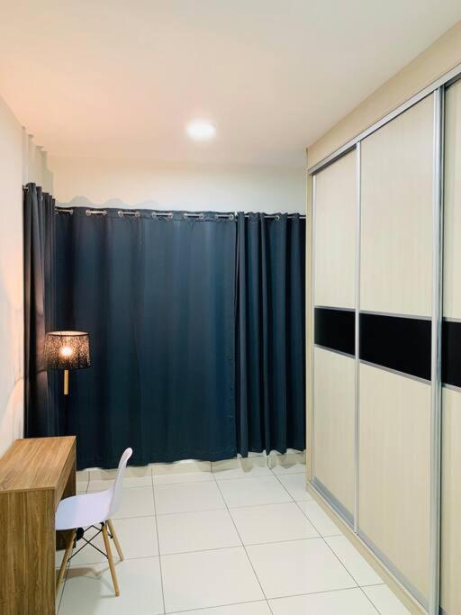 Stay@ Kiara Plaza Kajang/Semenyih Free Wifi/Car Park Buitenkant foto